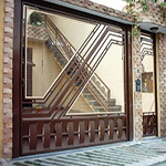 Portão de Garagem de Madeira